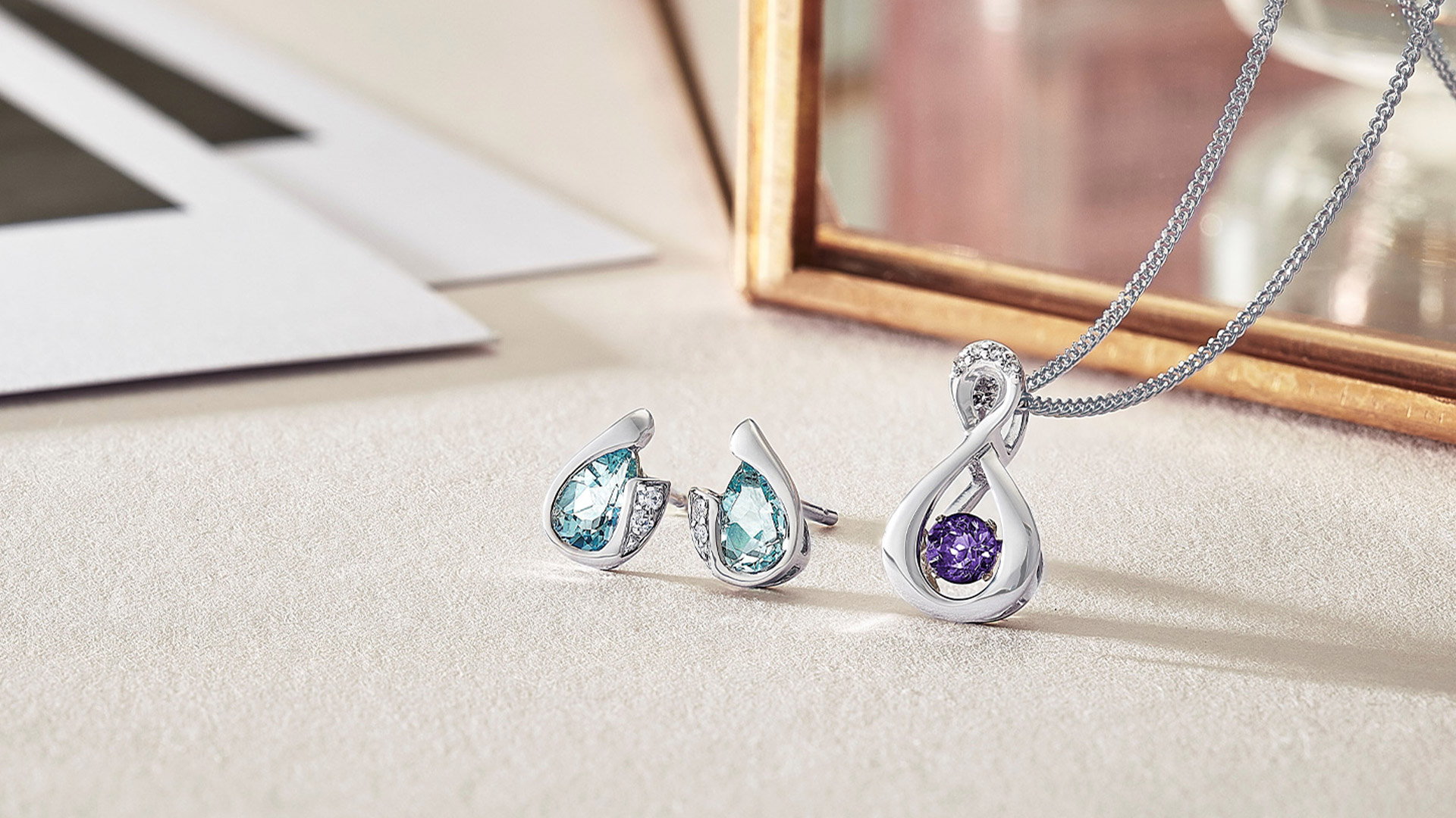 Valentine’s gifts your girlfriend will adore jewellery pieces from Beaverbrooks